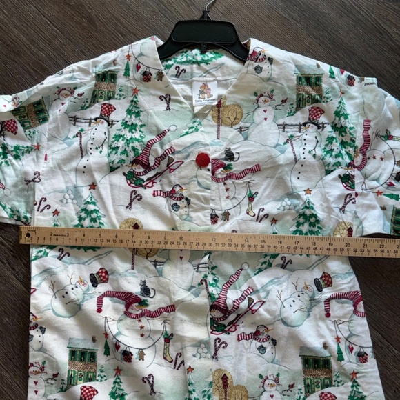 Daisy Kingdom small ladies holiday sleep shirt - Picture 10 of 11